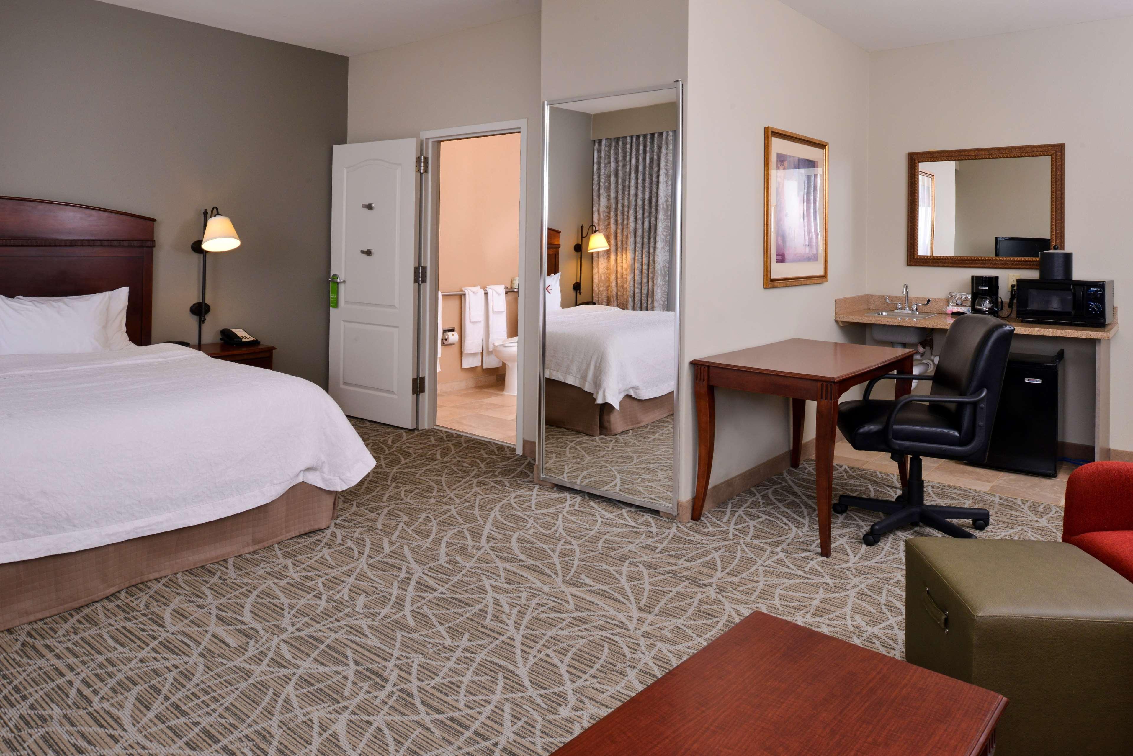 Hampton Inn By Hilton Litchfield Extérieur photo