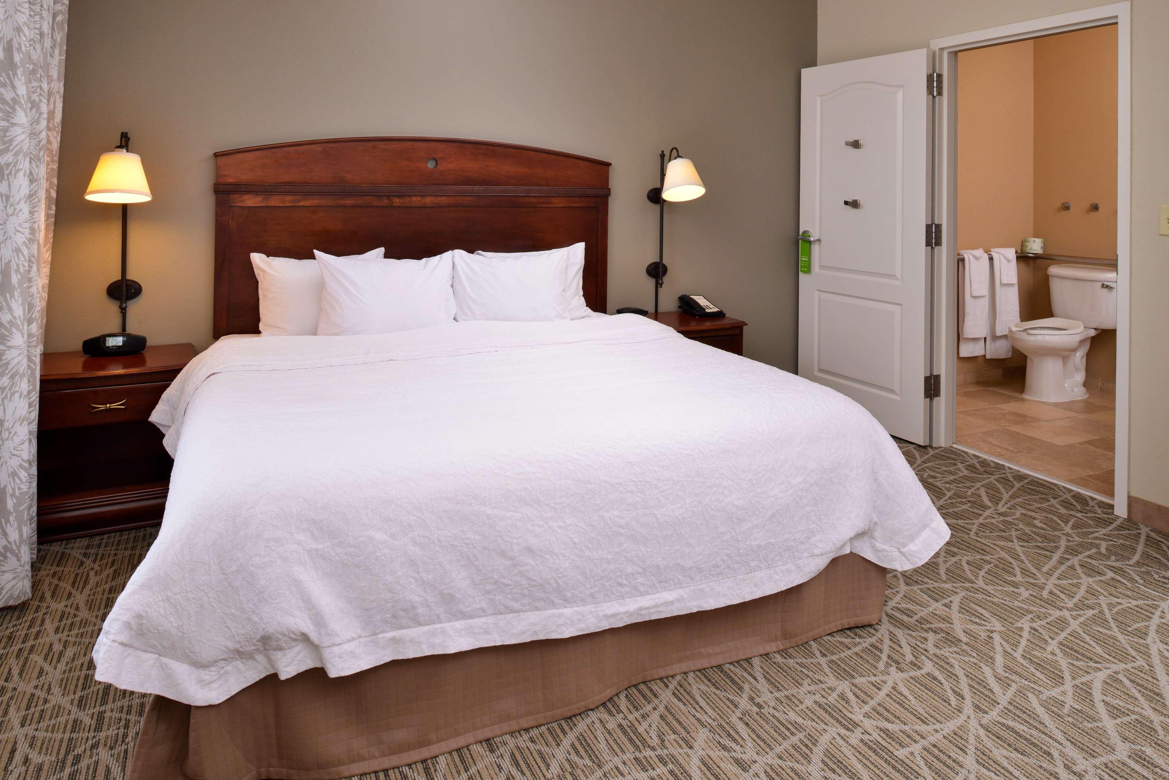 Hampton Inn By Hilton Litchfield Extérieur photo