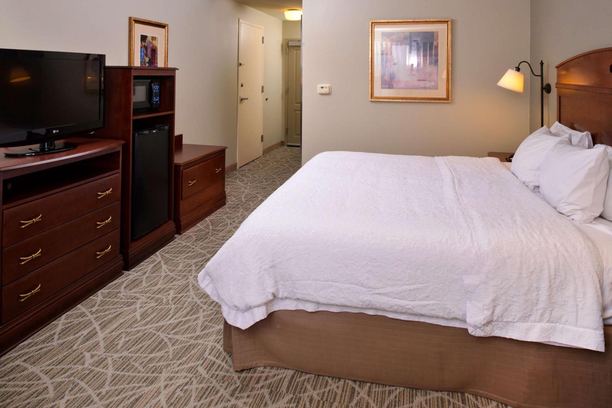 Hampton Inn By Hilton Litchfield Extérieur photo