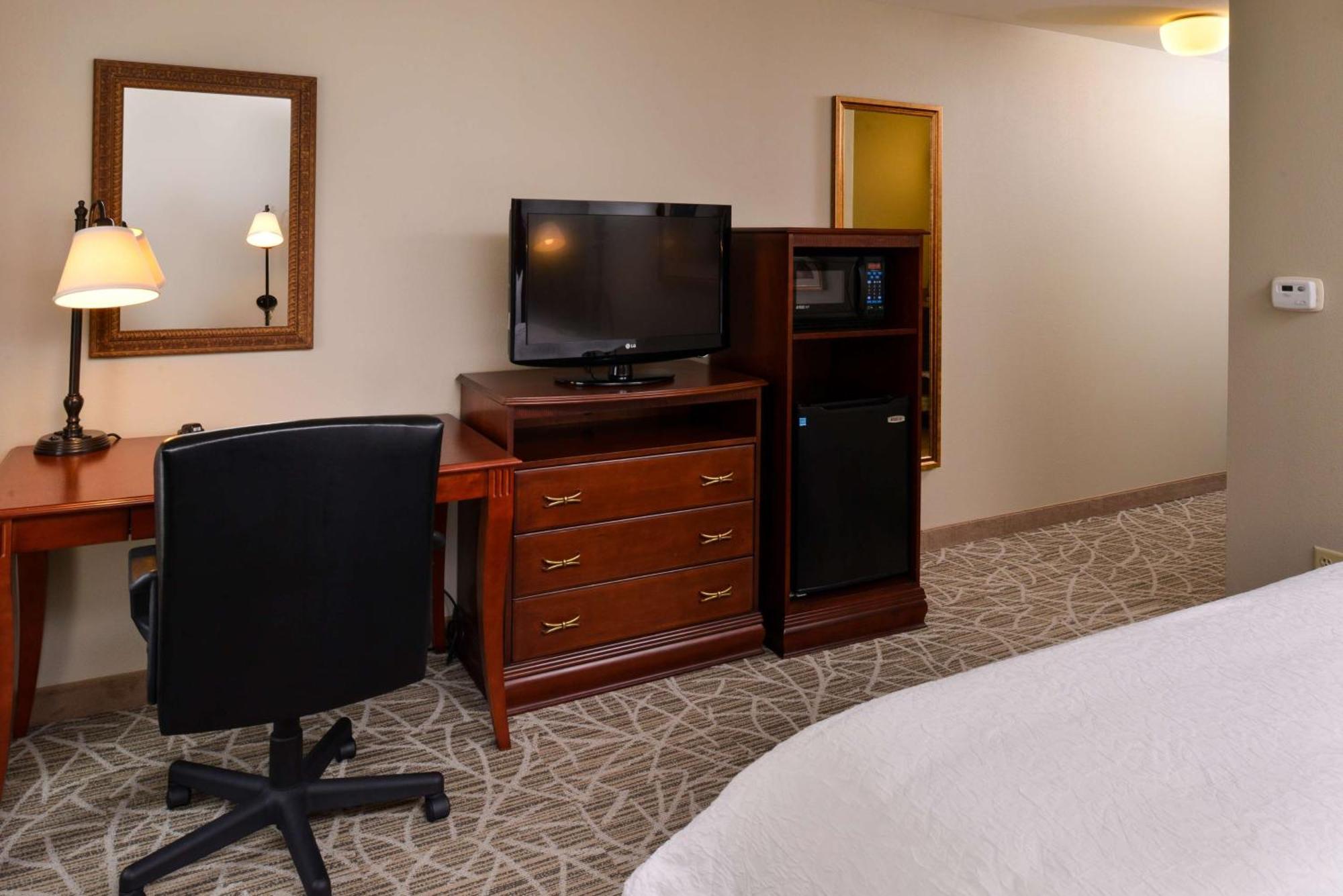 Hampton Inn By Hilton Litchfield Extérieur photo
