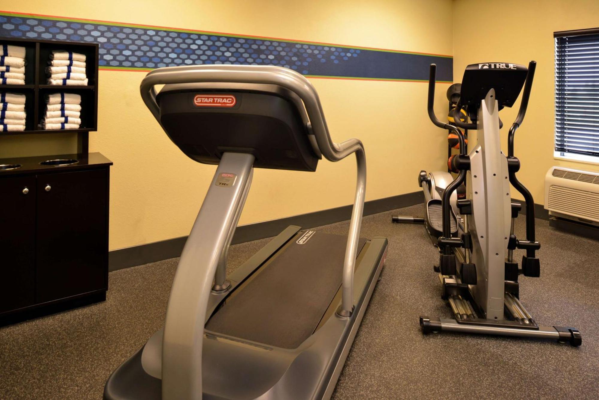 Hampton Inn By Hilton Litchfield Extérieur photo