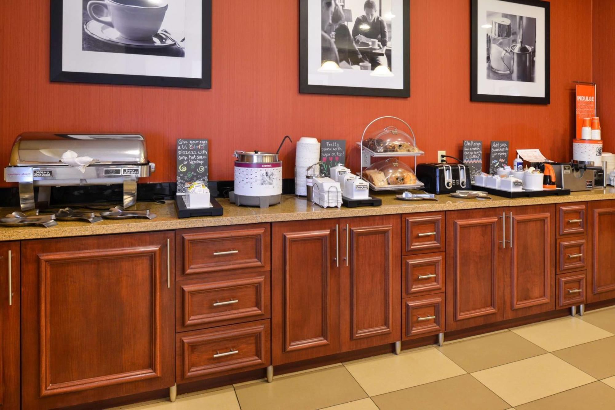 Hampton Inn By Hilton Litchfield Extérieur photo