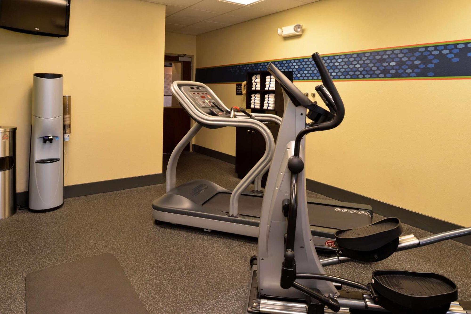 Hampton Inn By Hilton Litchfield Extérieur photo