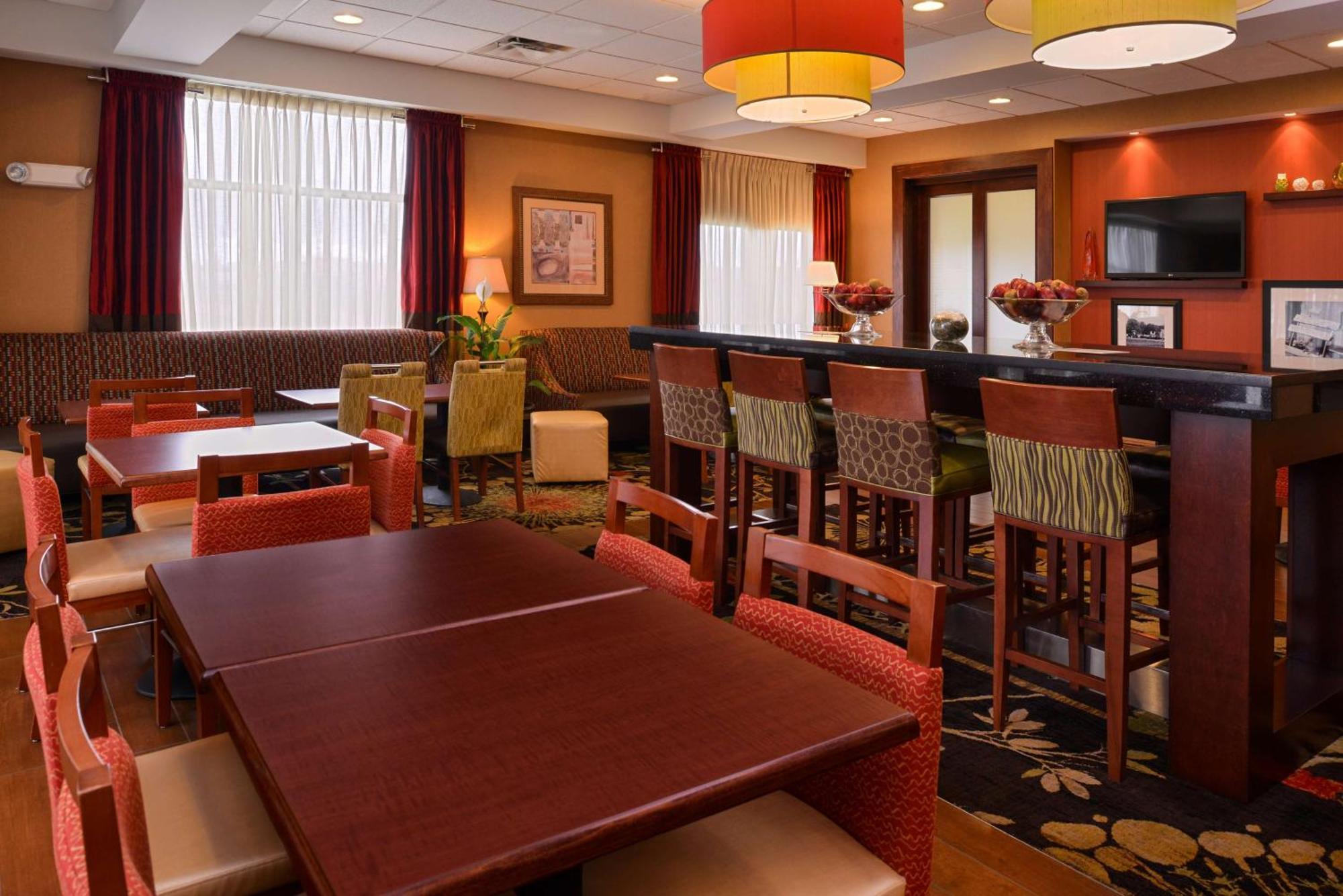 Hampton Inn By Hilton Litchfield Extérieur photo