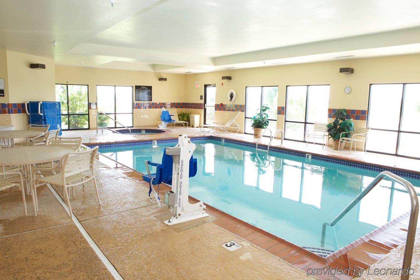 Hampton Inn By Hilton Litchfield Extérieur photo