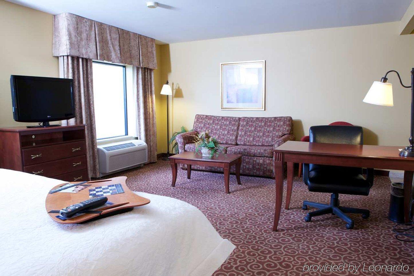 Hampton Inn By Hilton Litchfield Extérieur photo